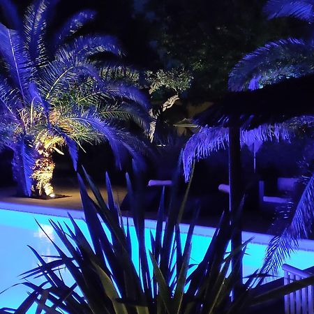 Maison Prestige Saint Tropez By Roberto Geissini Grimaud Bagian luar foto