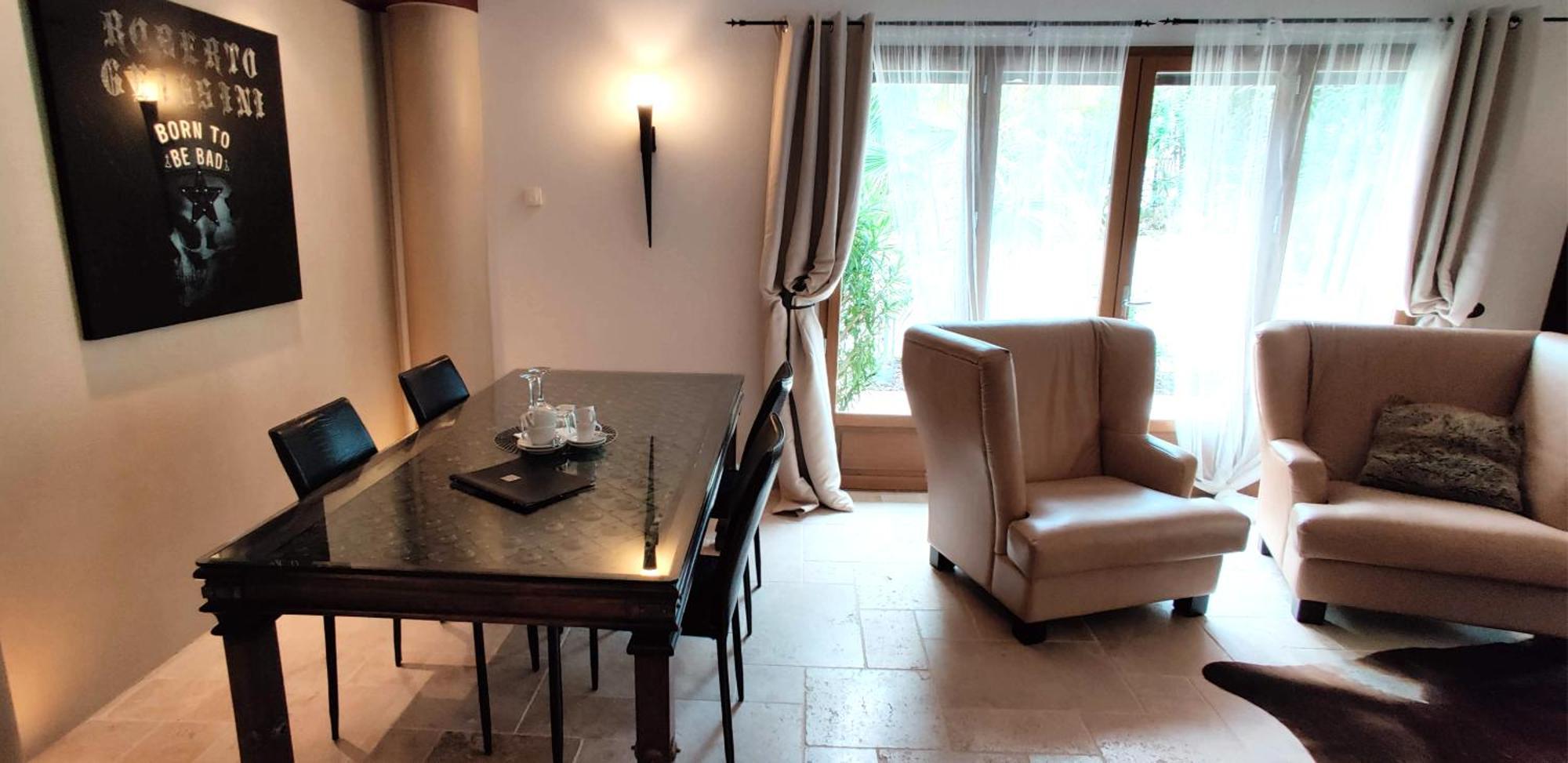 Maison Prestige Saint Tropez By Roberto Geissini Grimaud Bagian luar foto