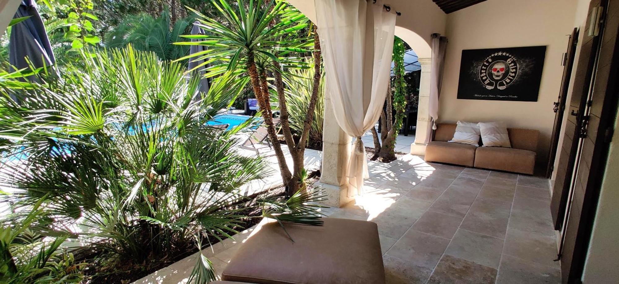 Maison Prestige Saint Tropez By Roberto Geissini Grimaud Bagian luar foto
