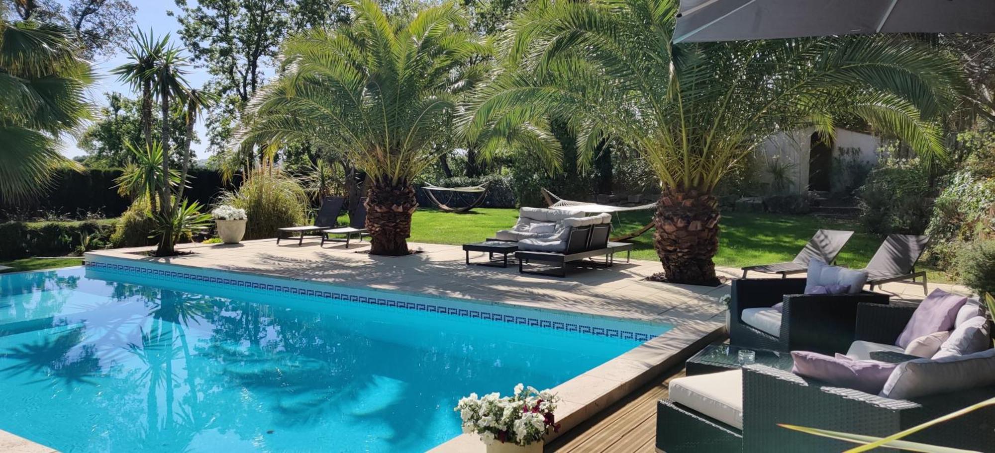 Maison Prestige Saint Tropez By Roberto Geissini Grimaud Bagian luar foto